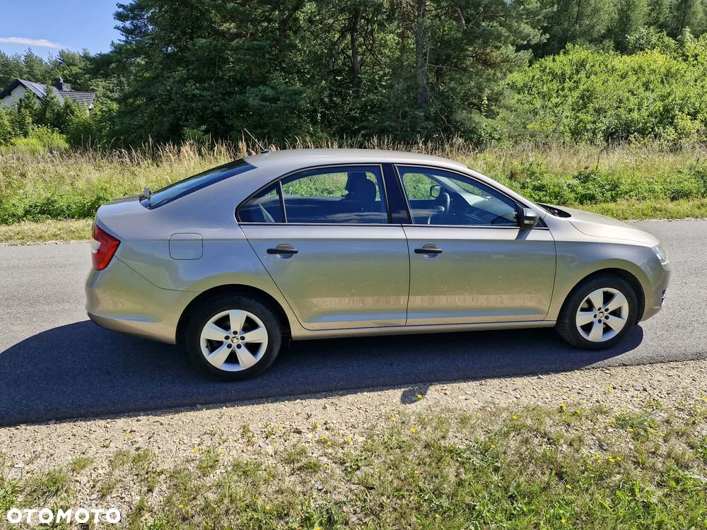 Skoda RAPID 1.2 TSI Ambition - 4