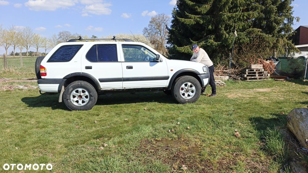 Opel Frontera - 8