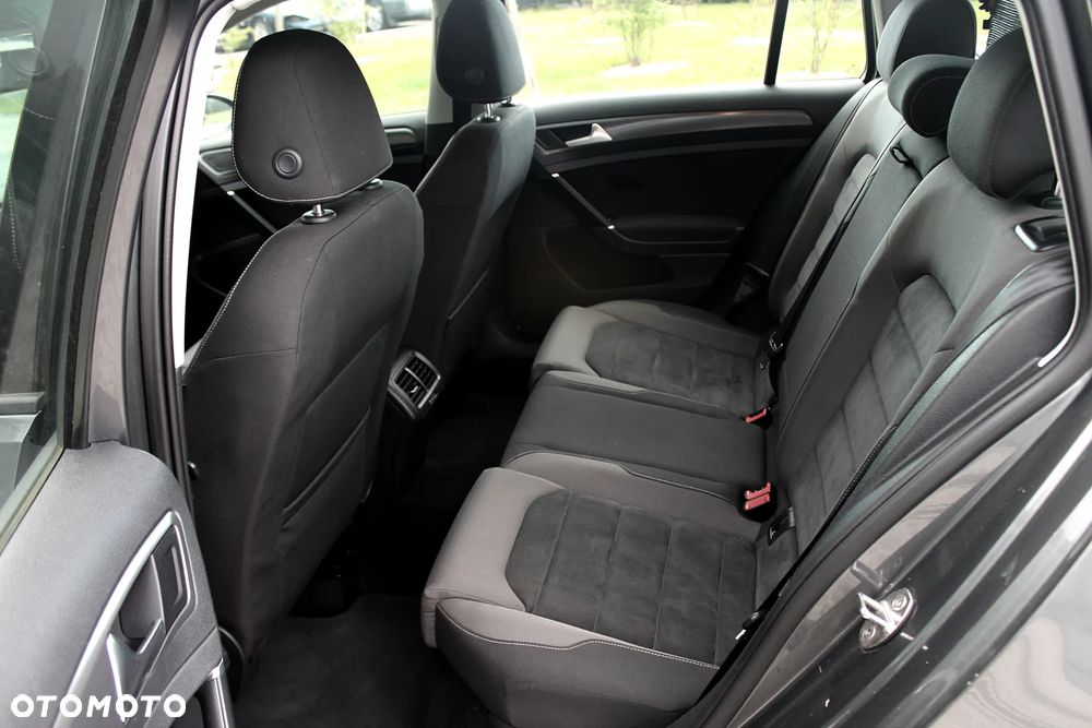 Volkswagen Golf 1.6 TDI (BlueMotion Technology) Comfortline - 11