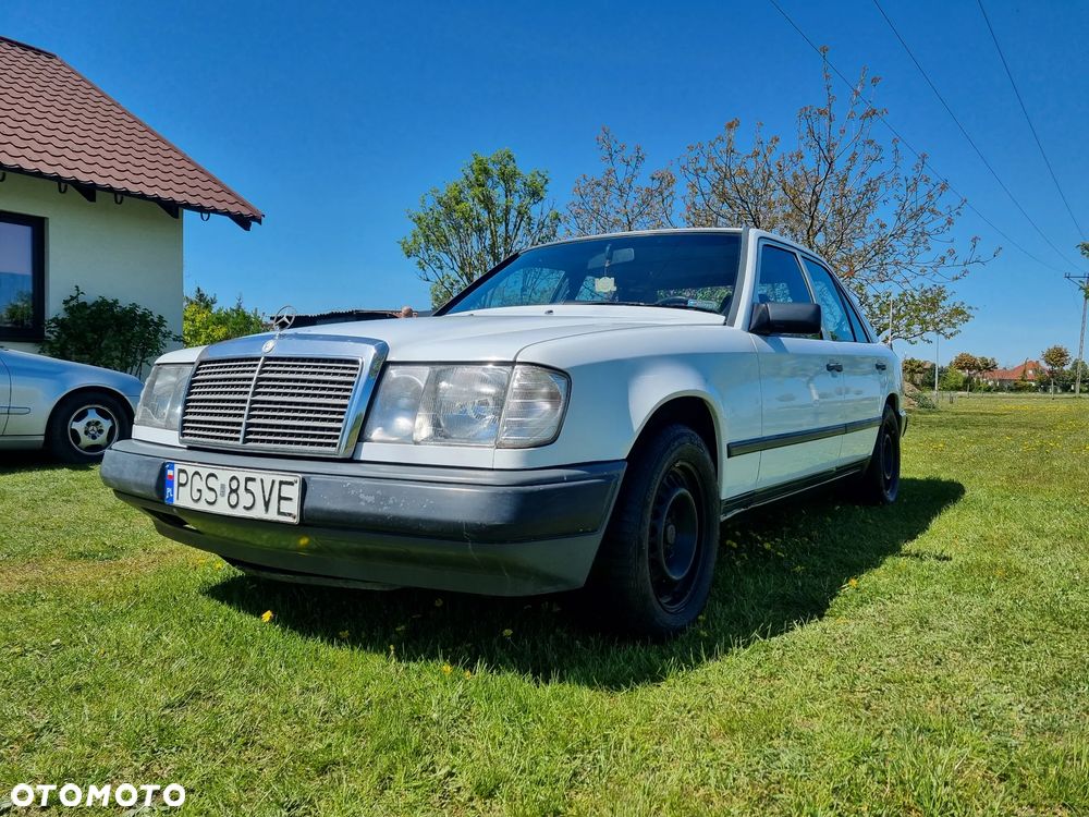 Mercedes-Benz W124 (1984-1993) - 8