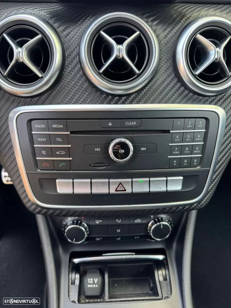 Mercedes-Benz A 180 d AMG Line - 9