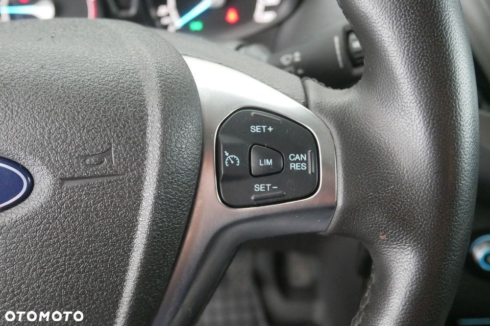 Ford Transit Courier 1.5 TDCI Limited SalonPL VAT23% Właścicielem pojazdu jest Ayvens Financial Services Polska - 21