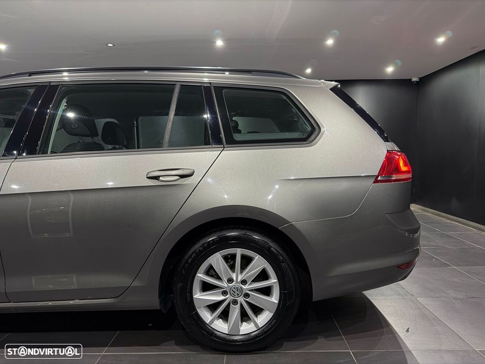 VW Golf Variant 1.6 TDi BlueMotion Confortline - 5