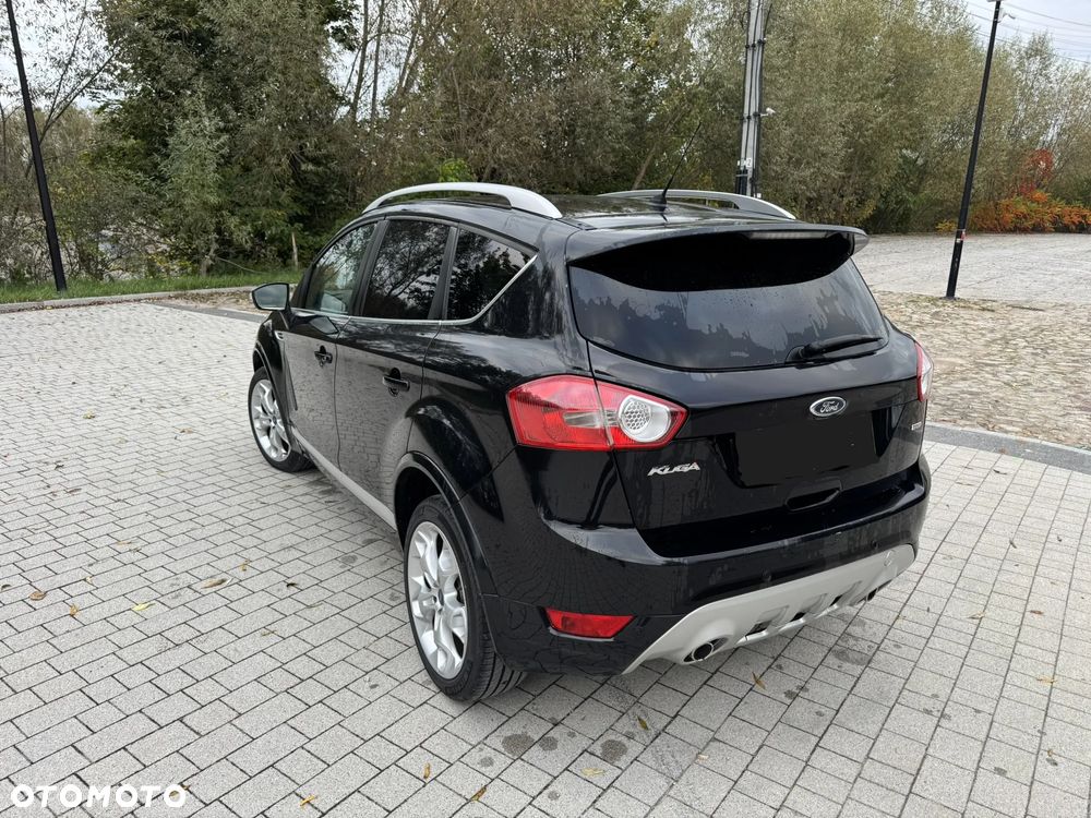 Ford Kuga - 4