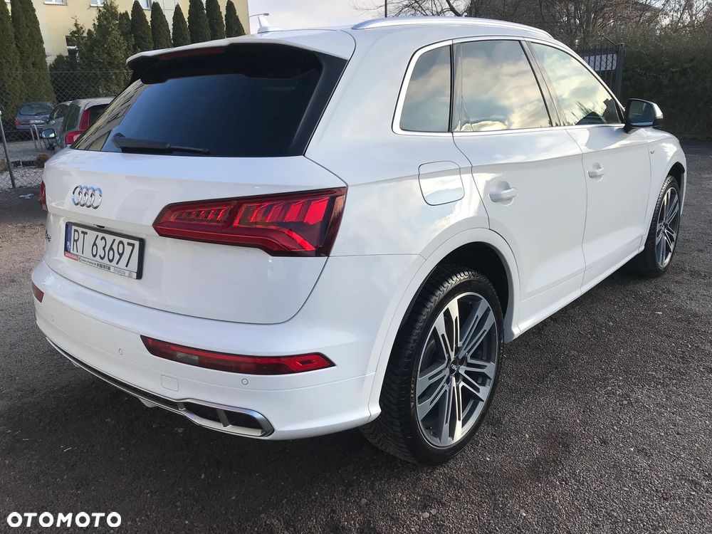 Audi SQ5 - 5