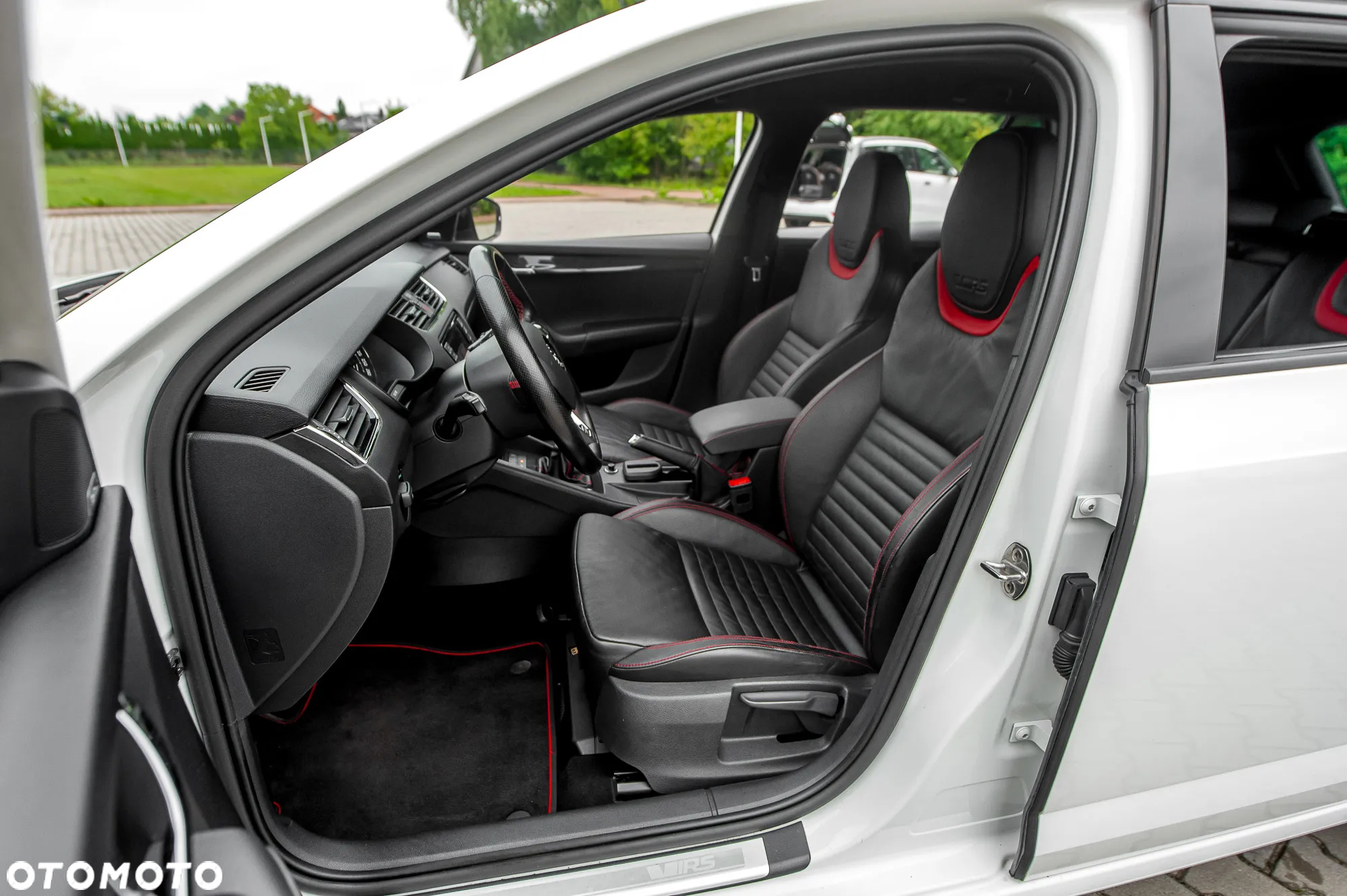 Skoda Octavia 2.0 TSI RS - 21