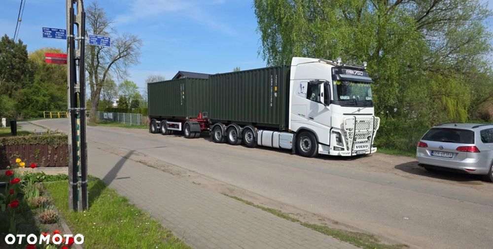 Volvo fh750 - 9