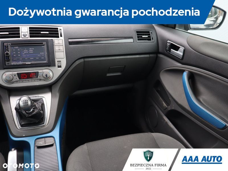 Ford Kuga - 10