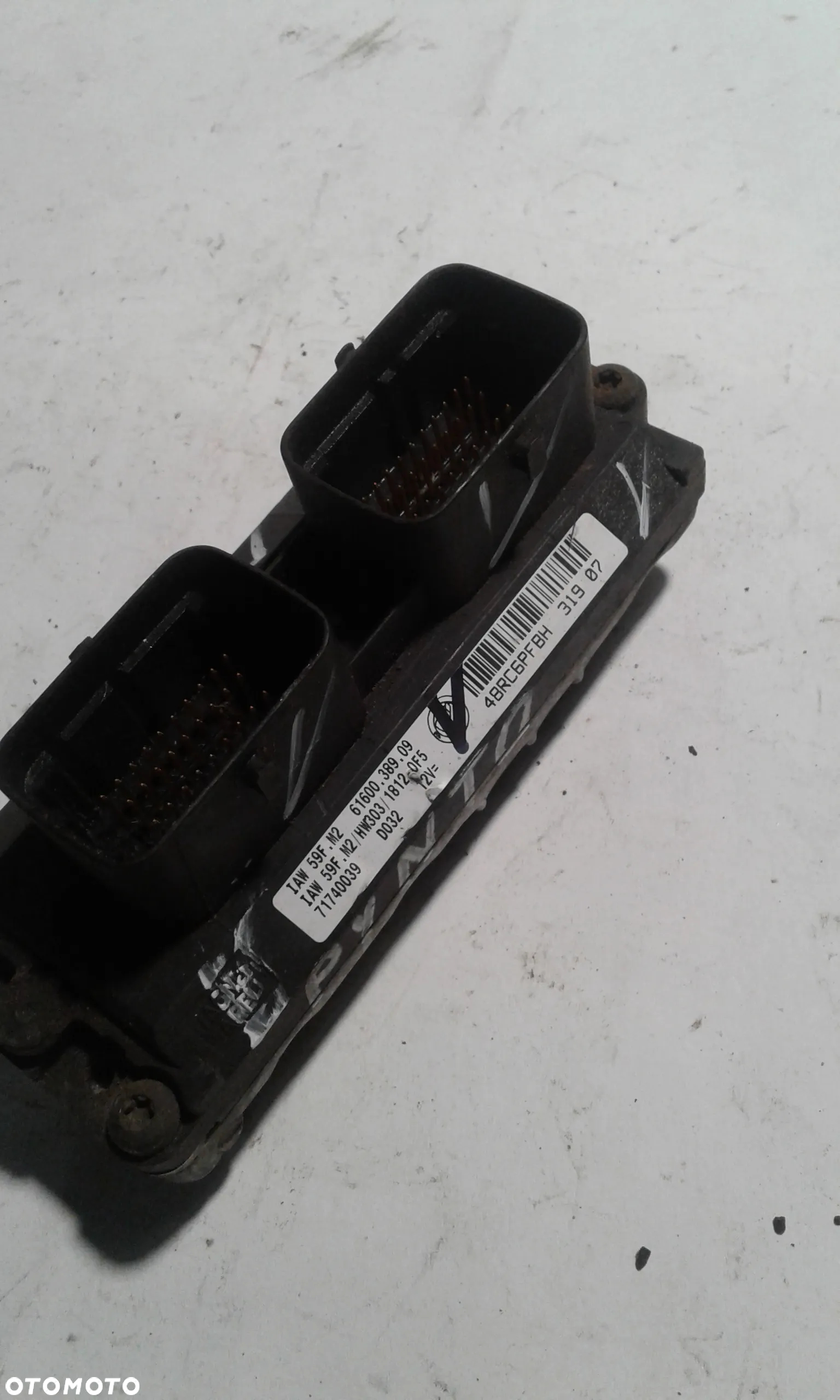 Komputer silnika FIAT PUNTO EVO (199_) 71740039 - 2