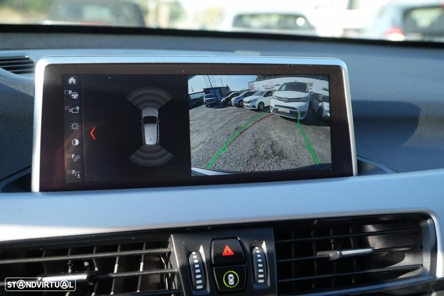 BMW X1 25 e xDrive Corporate Edition - 18