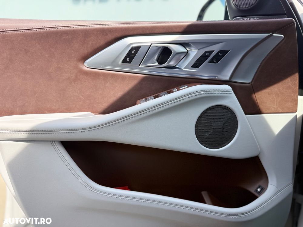 BMW XM 50e - 16