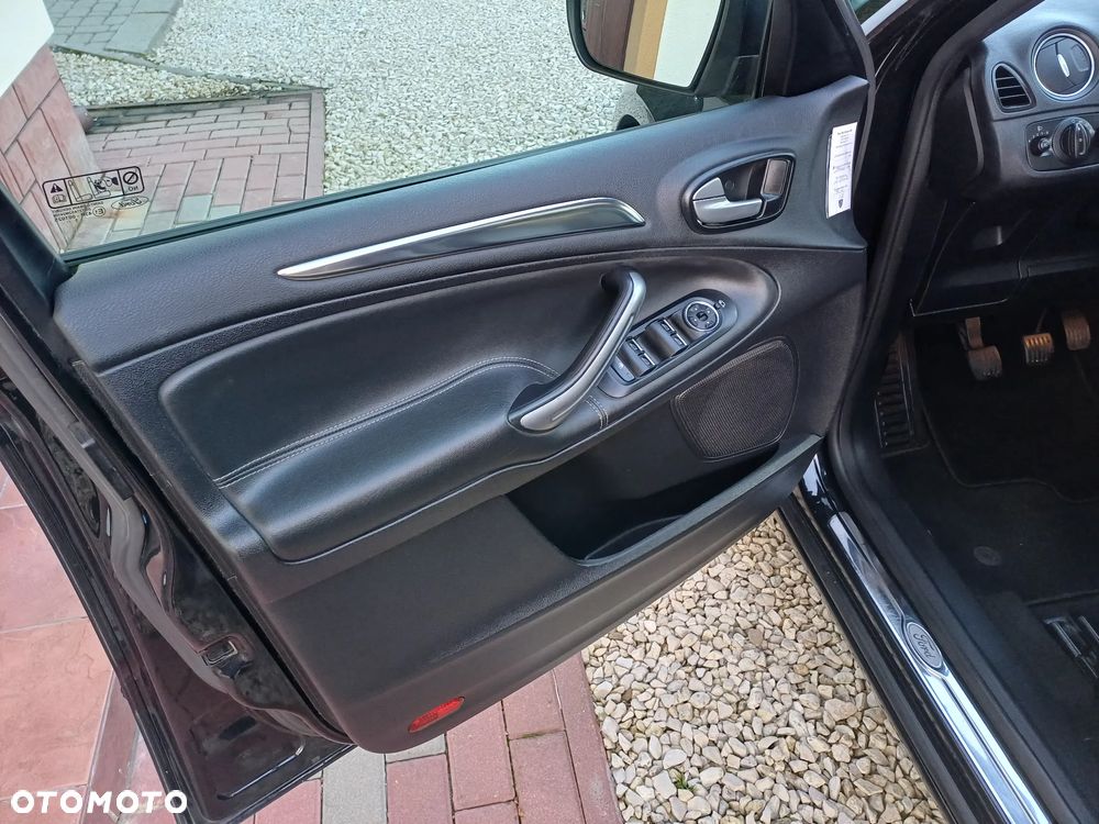 Ford S-Max 2.0 TDCi Titanium - 29