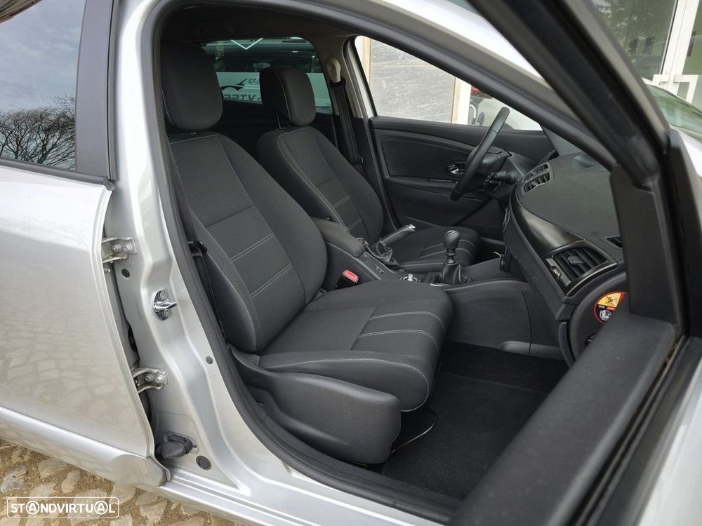 Renault Mégane Sport Tourer 1.5 dCi GT Line CO2 Champion - 15