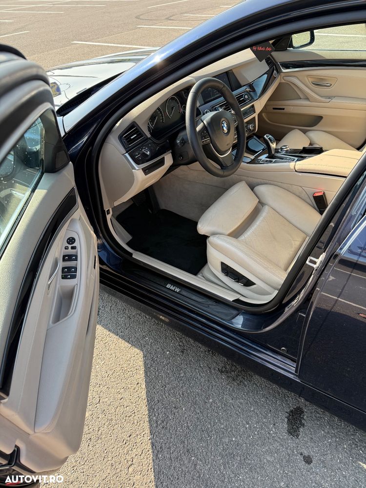 BMW Seria 5 520d Aut. Luxury Line - 22