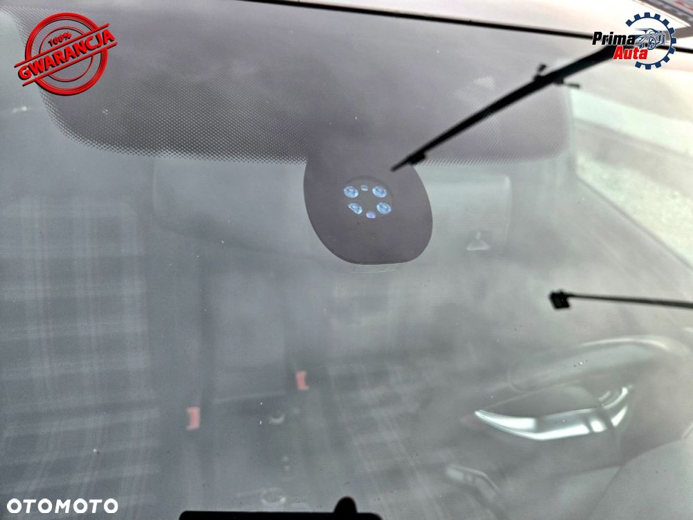 Volkswagen Golf - 34