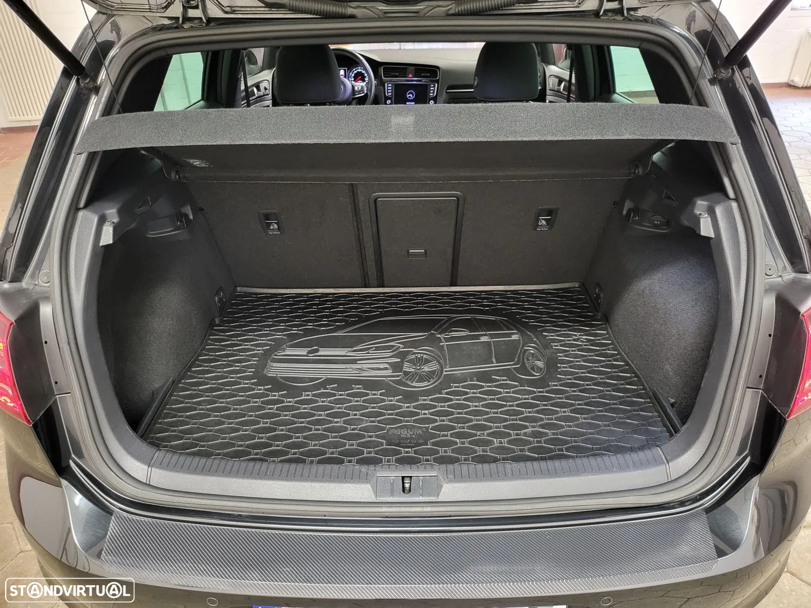 VW Golf 2.0 TSi GTi Performance - 27