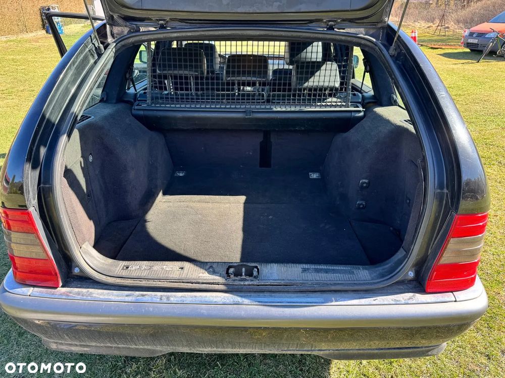 Mercedes-Benz Klasa C - 14