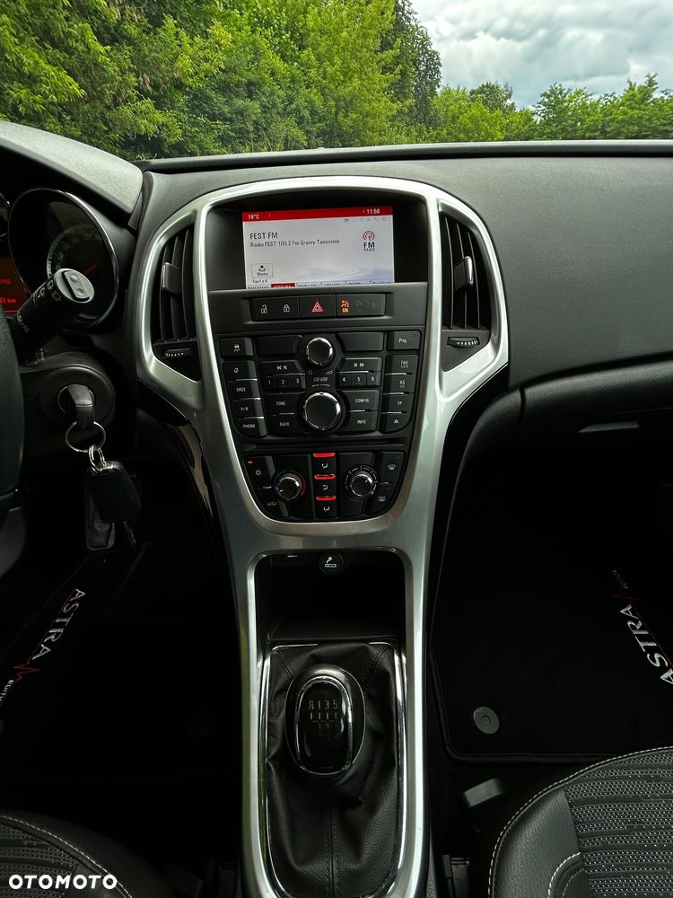 Opel Astra 1.4 Turbo Style - 26