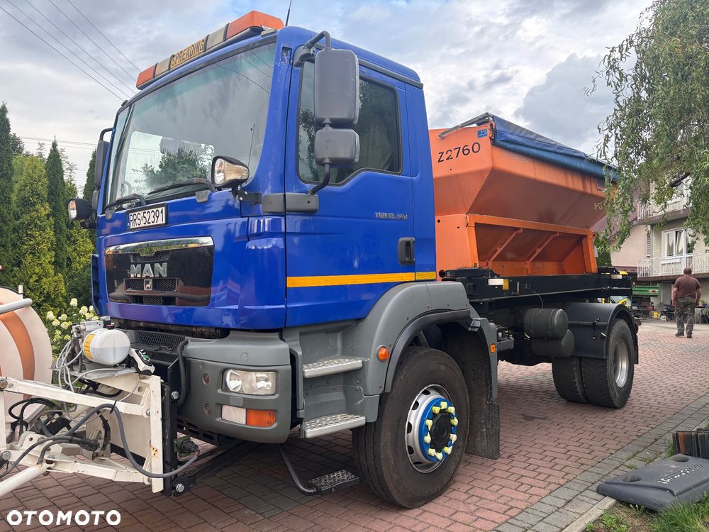 MAN TGM 18.340 4X4BB piaskarka solarka pług - 13