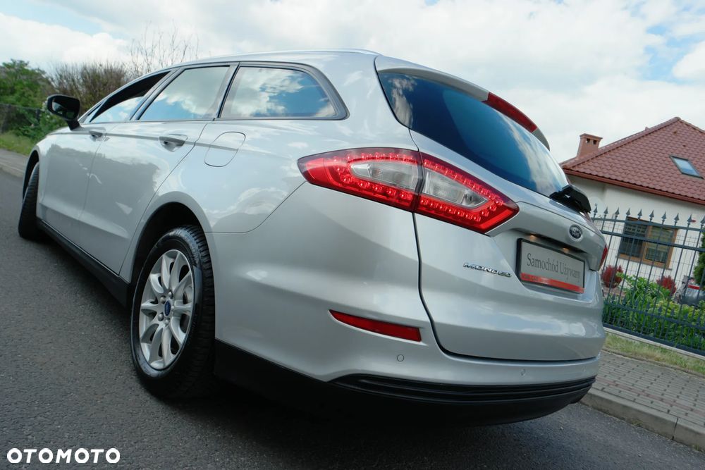 Ford Mondeo - 35