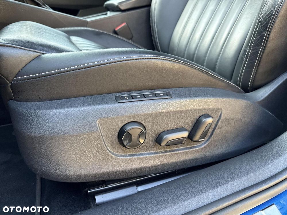 Skoda Superb 2.0 TDI SCR 4x4 L&K DSG - 12