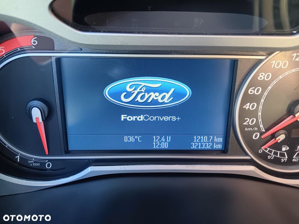 Ford Mondeo - 12