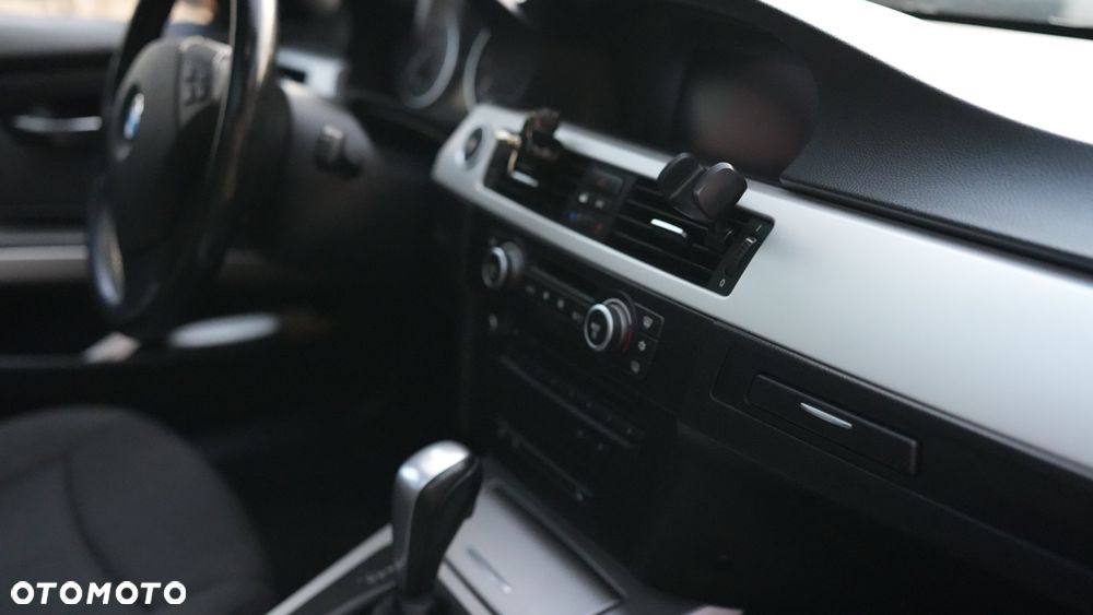 BMW Seria 3 - 26