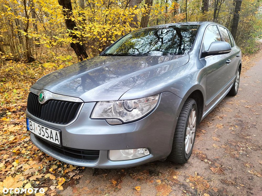 Skoda Superb 2.0 TDI 4x4 Elegance DSG - 2