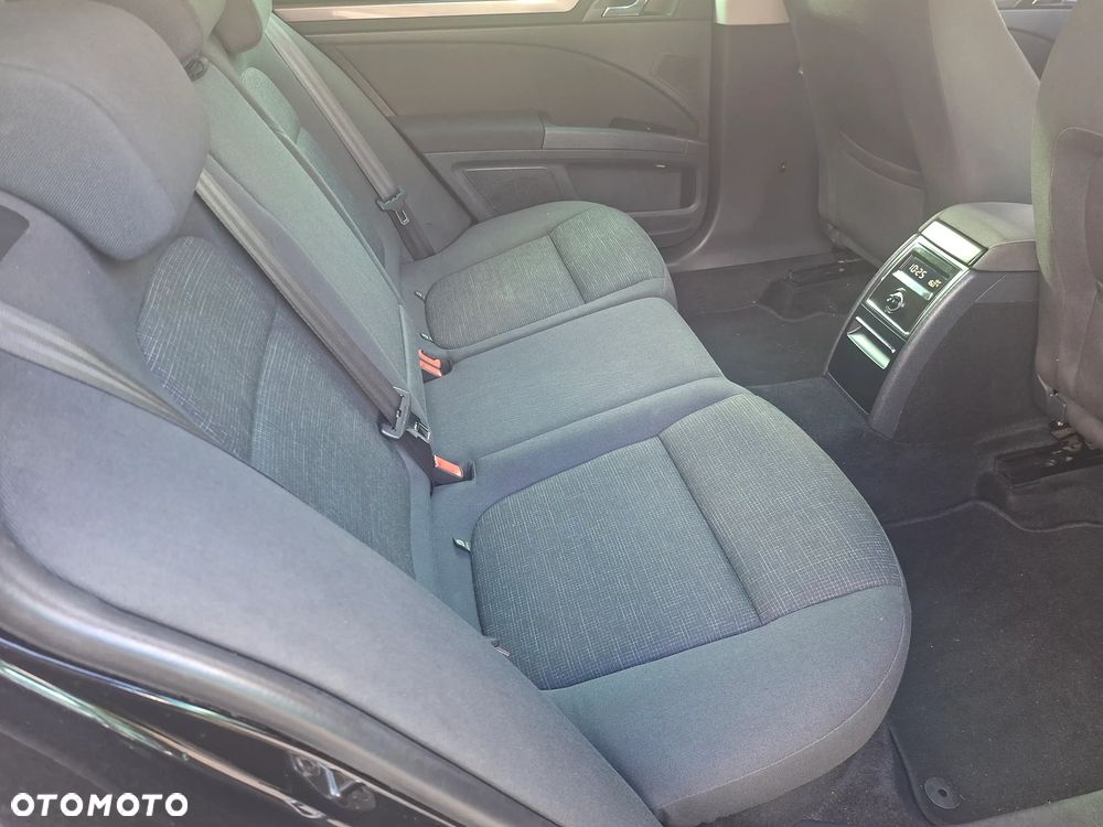 Skoda Superb 1.6 TDI Ambition Greenline - 14