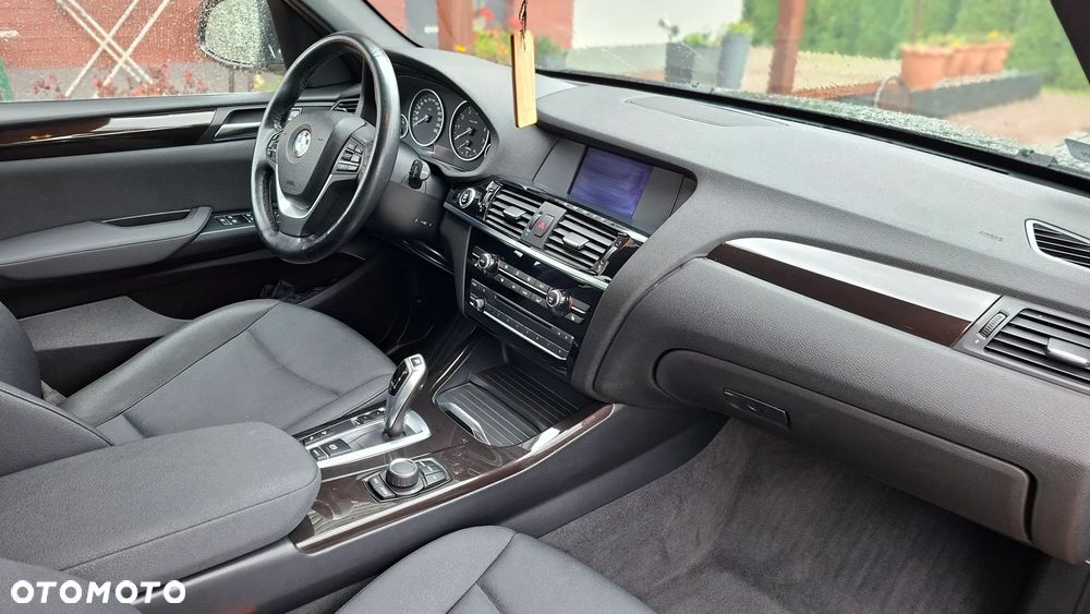 BMW X3 xDrive28i - 15