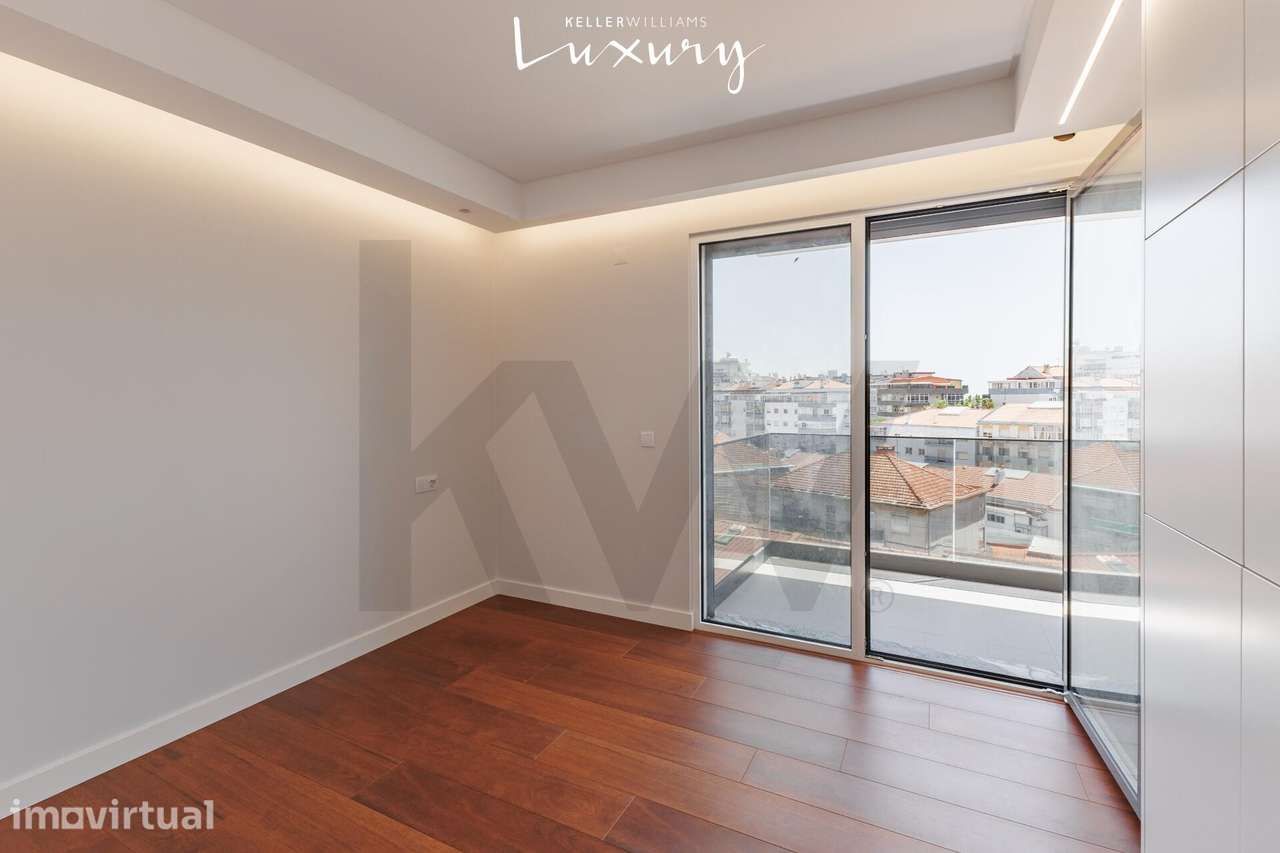 T4 Exclusivo | 195,89 m2 de Área Total | 3 Suítes, Escritório Privativ - Grande imagem: 2/33