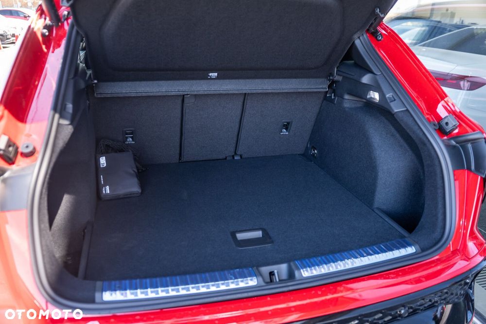 Audi Q3 TFSI mHEV 110 kW S tronic - 11