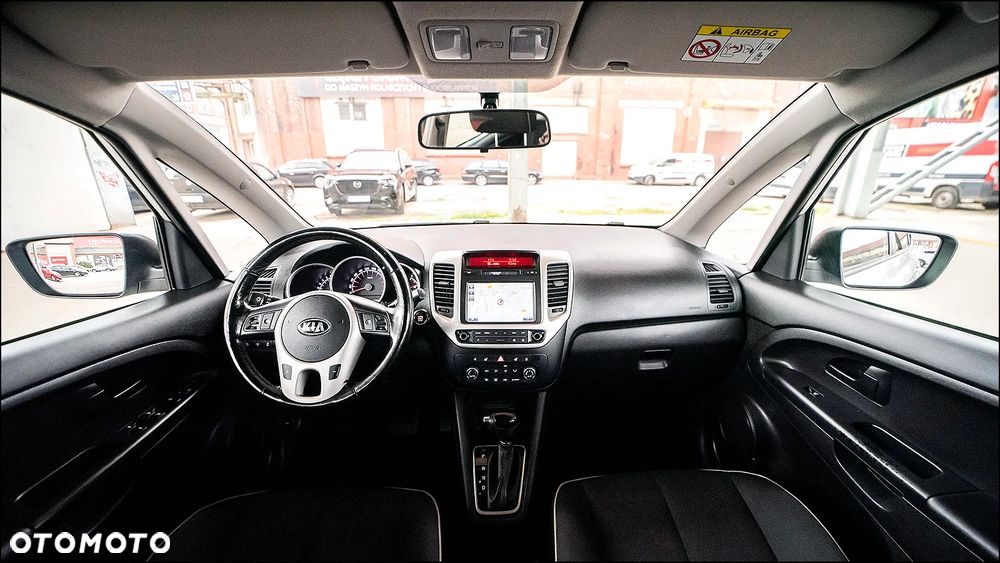 Kia Venga - 16