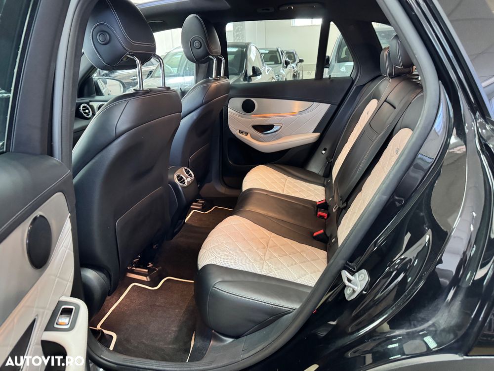 Mercedes-Benz GLC 350 e 4Matic 7G-TRONIC AMG Line - 20