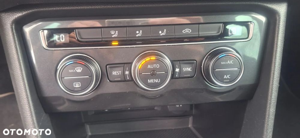 Volkswagen Tiguan - 29
