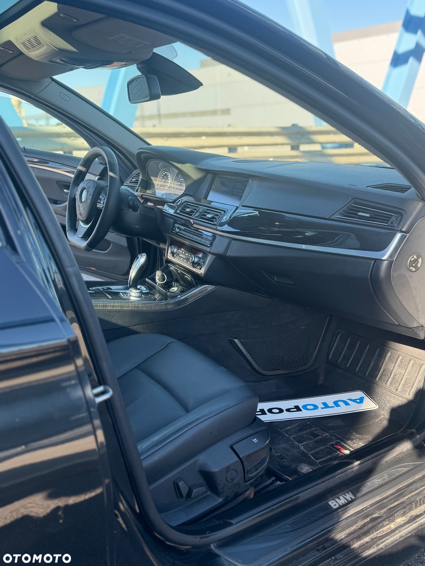 BMW Seria 5 - 32