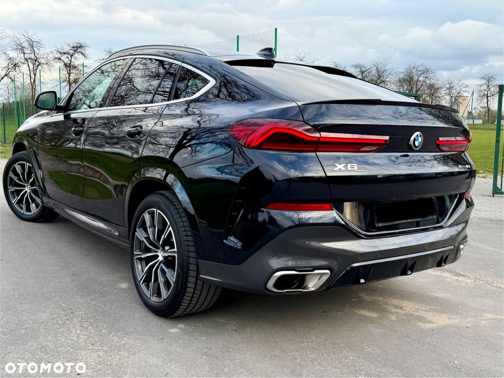 BMW X6 - 13