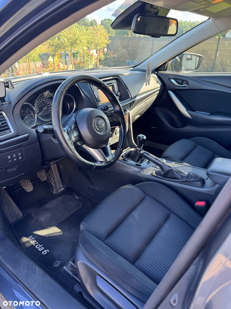 Mazda 6 - 12