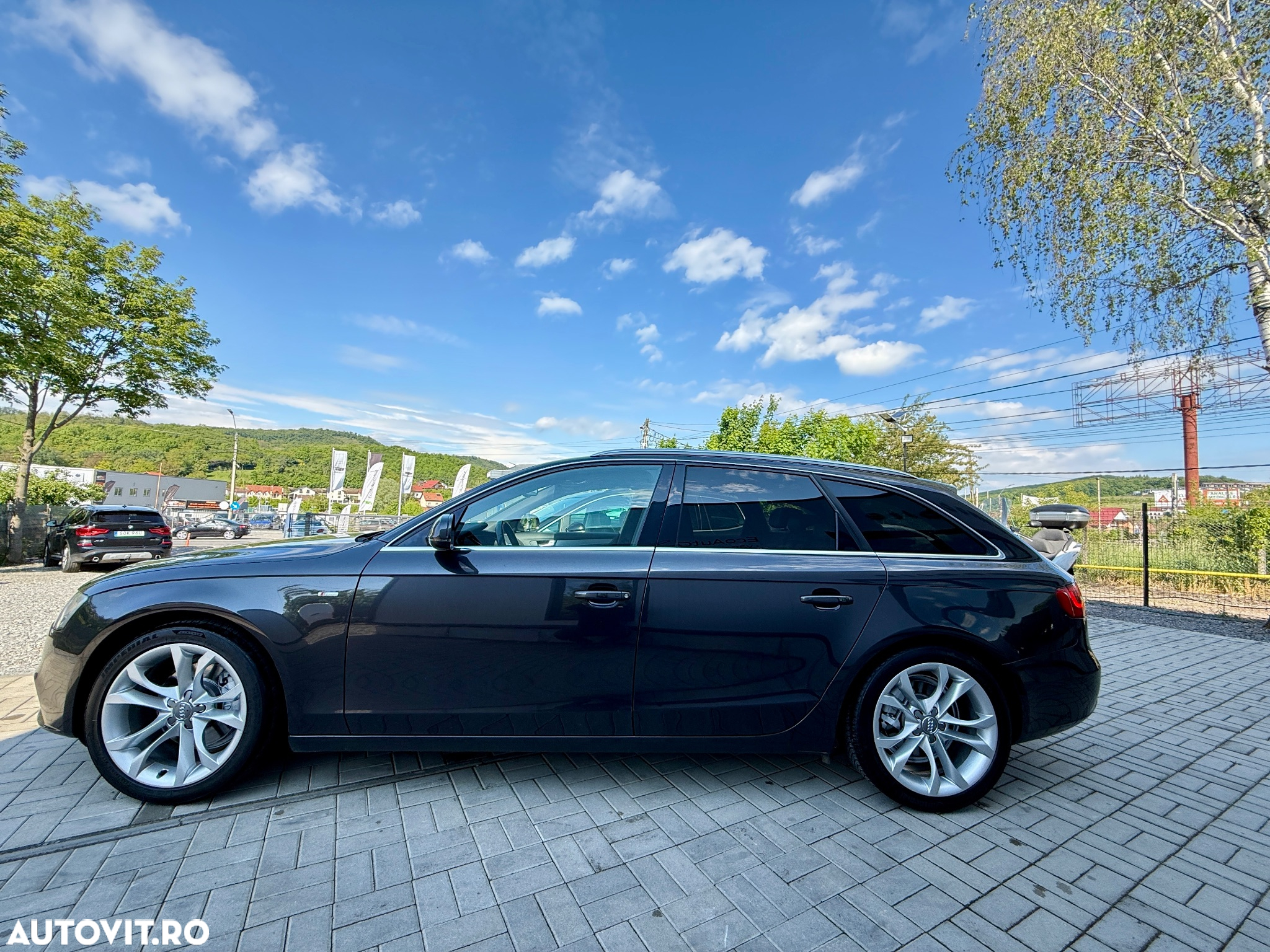 Audi A4 Avant 2.0 TDI DPF S line Sportpaket - 9
