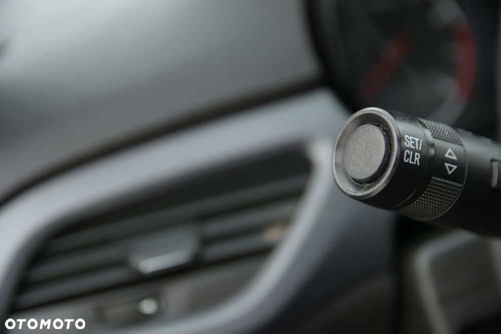 Opel Corsa 1.4 T Enjoy S&S - 30