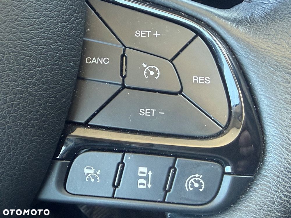 Jeep Renegade 1.6 MultiJet S - 25