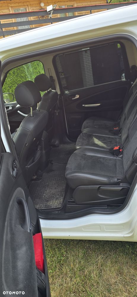 Ford Galaxy - 6