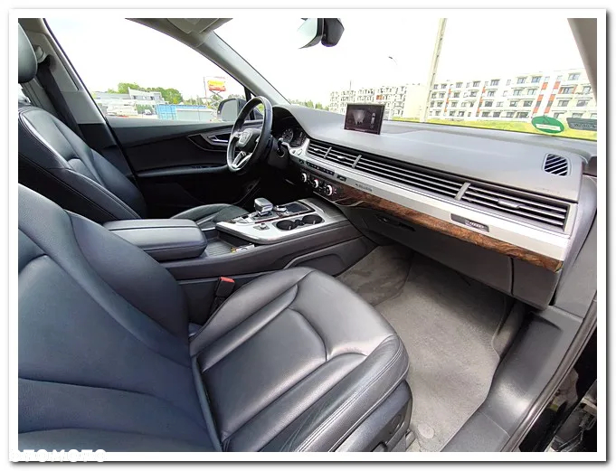 Audi Q7 - 24