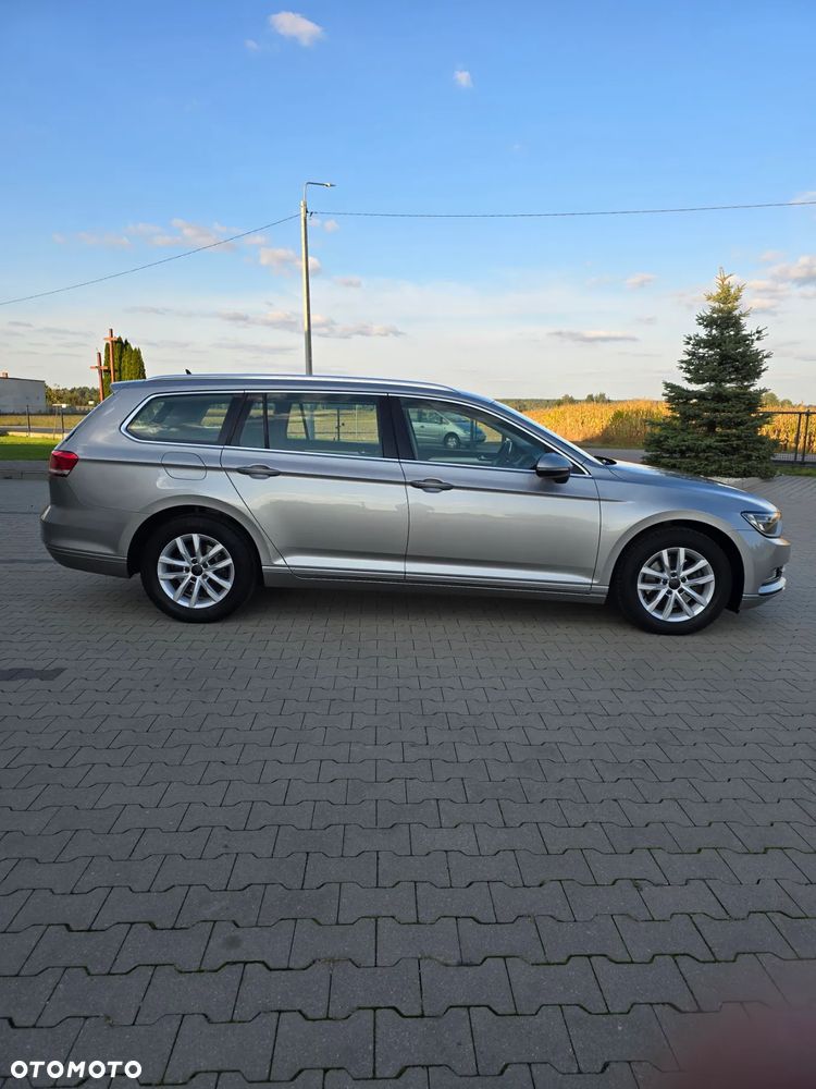 Volkswagen Passat Variant 1.6 TDI SCR DSG Comfortline - 15