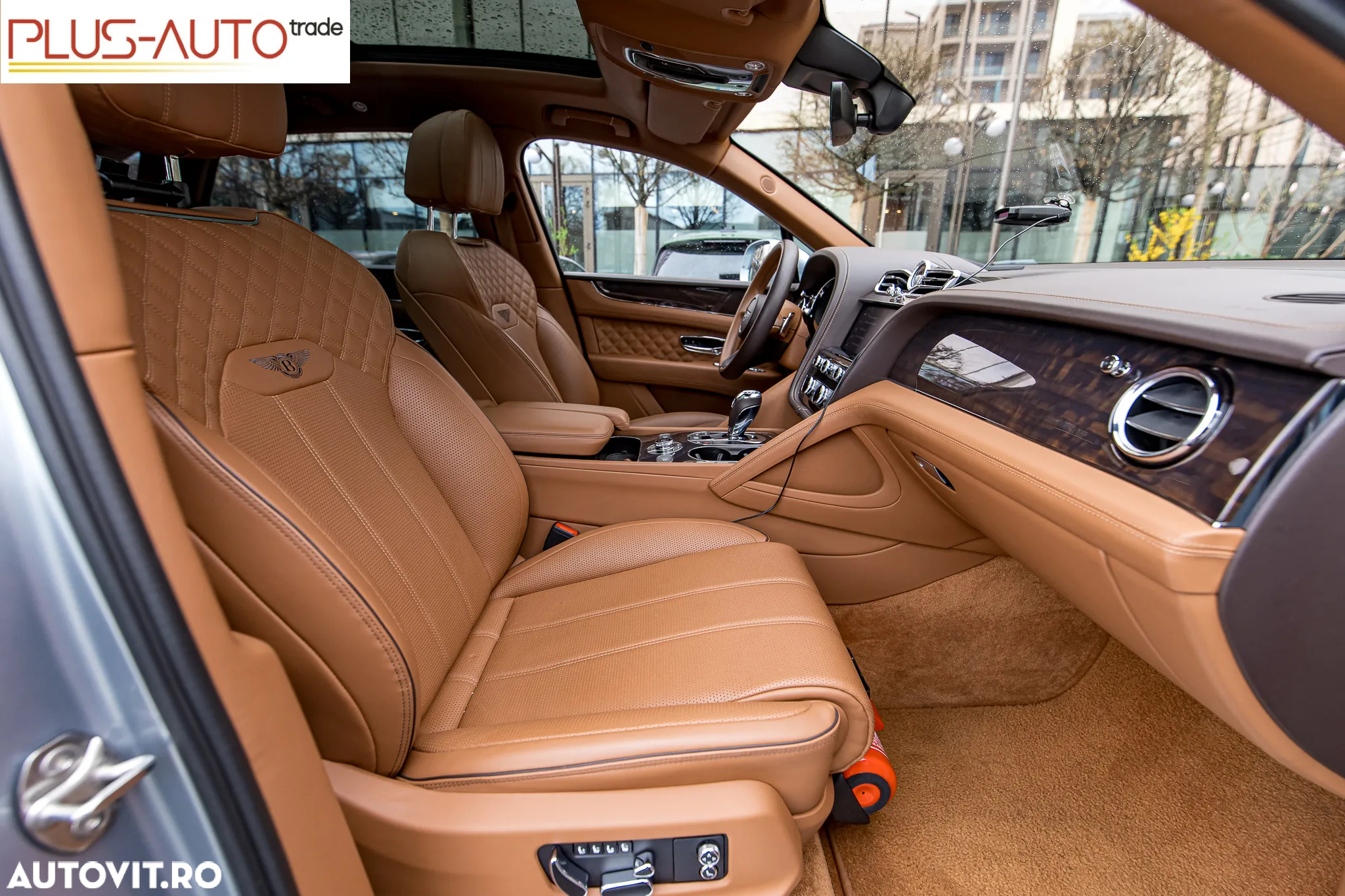 Bentley Bentayga - 35
