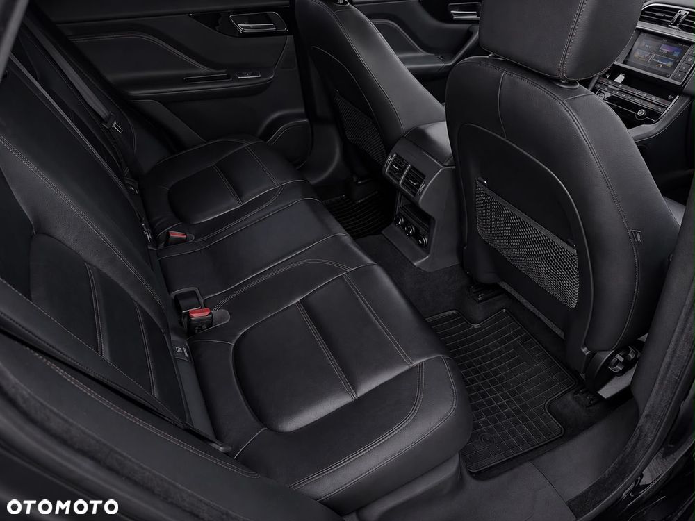 Jaguar F-Pace 2.0 i4D AWD Portfolio - 30