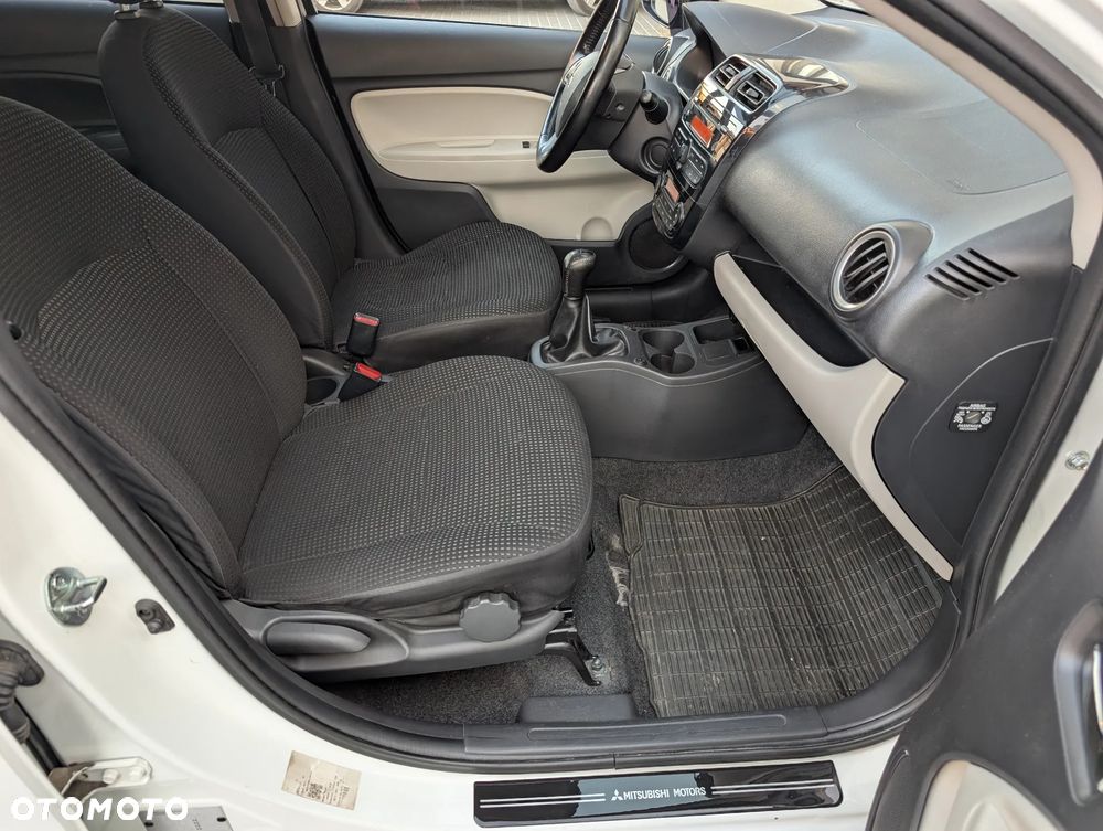 Mitsubishi Space Star 1.2 Intense - 22