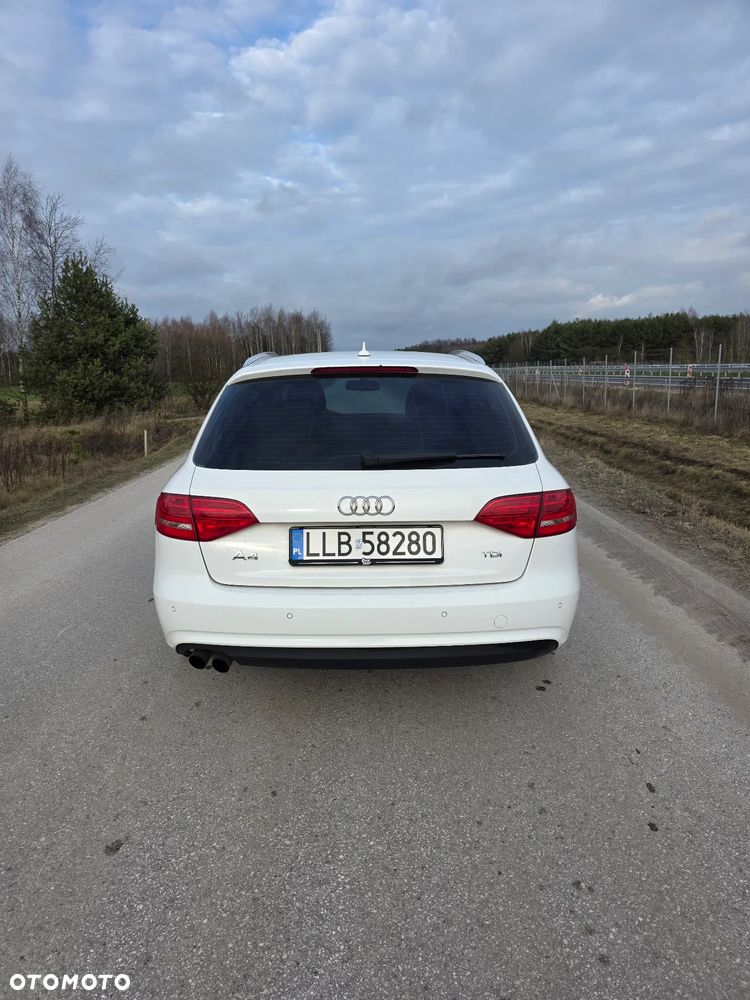 Audi A4 Avant 2.0 TDI - 5