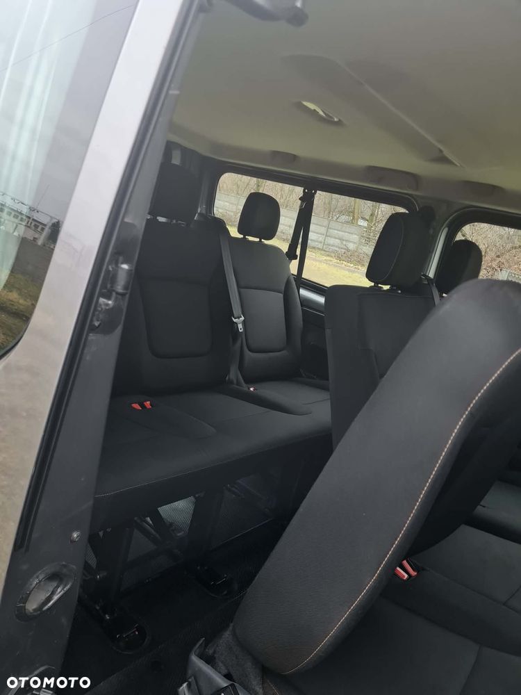 Renault Trafic Grand Passenger 3,0t Pack Clim - 11