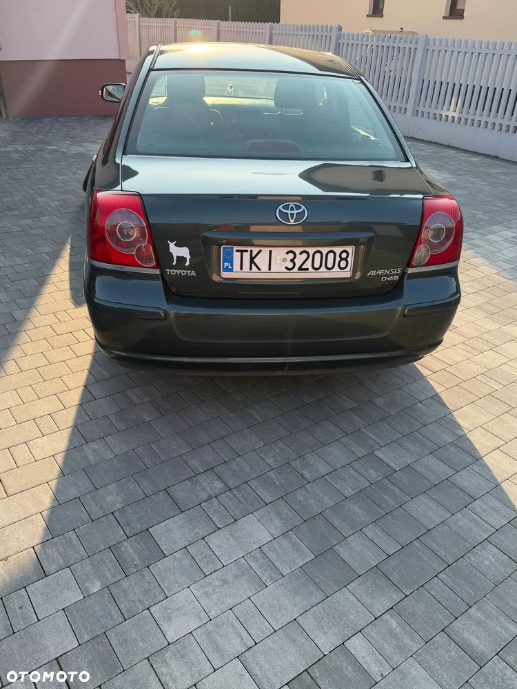 Toyota Avensis 2.0 D-4D - 3